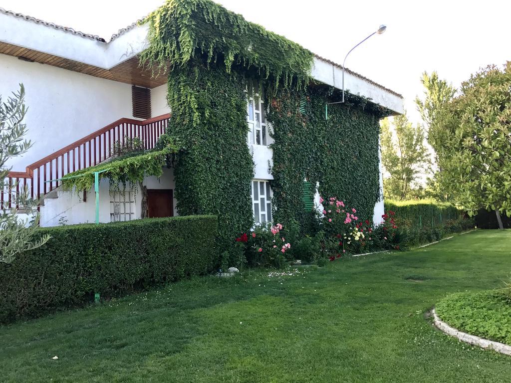 Hotel Valjunco Valencia de Don Juan Exterior foto